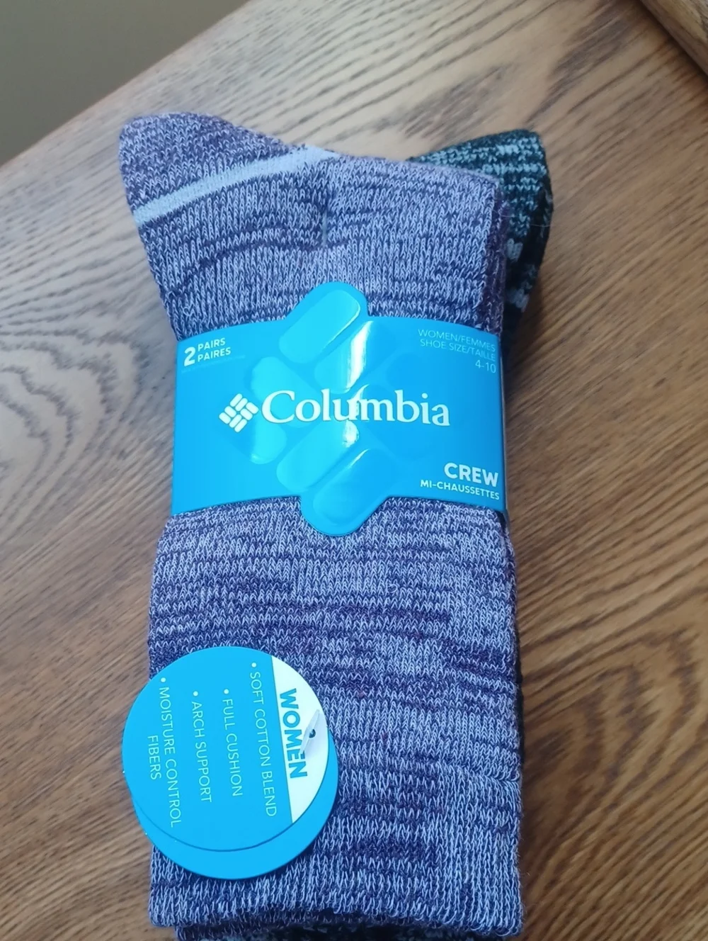 NEW COLUMBIA CREW SOCKS